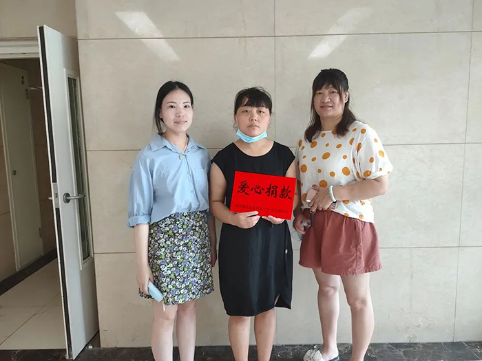 暖心慰問(wèn)，進(jìn)行中